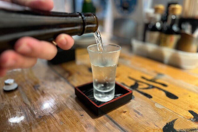 Tokyo: Shinjuku Food Tour (13 Dishes at 4 Local Eateries) - Stop 2: Kabukicho without the chaos overload