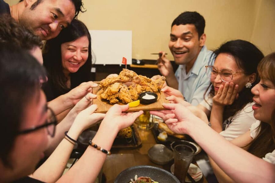 Tokyo: Shinjuku Izakaya and Golden Gai Bar Hopping Tour (2h) - Should you book the Shinjuku Izakaya and Golden Gai bar hopping tour?