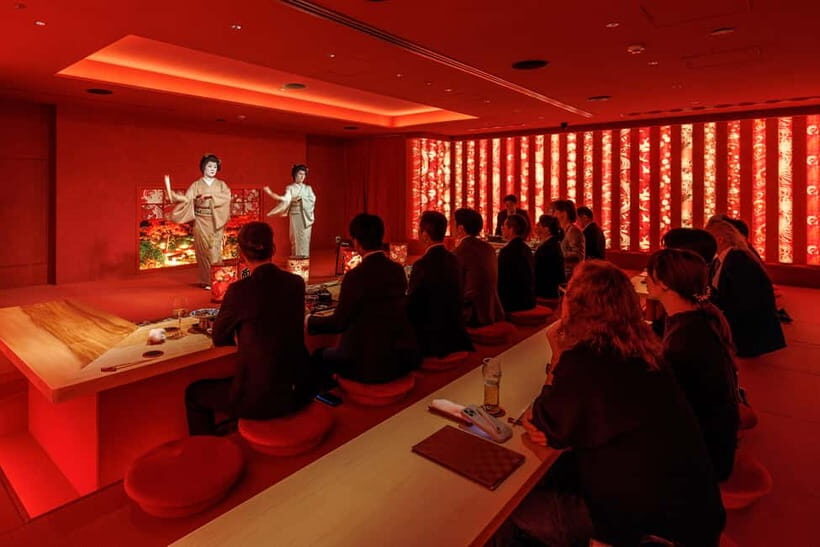 Tokyo: Traditional Geisha Experience Show & Japanese Dinner - Benitsuya on the 6th floor: location, setup, and arrival feel