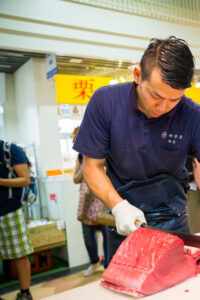 Tokyo: Tsukiji Fish Market Food and Culture Walking Tour - Meeting at Tsukiji Honganji-Temple: the calm start before the food rush