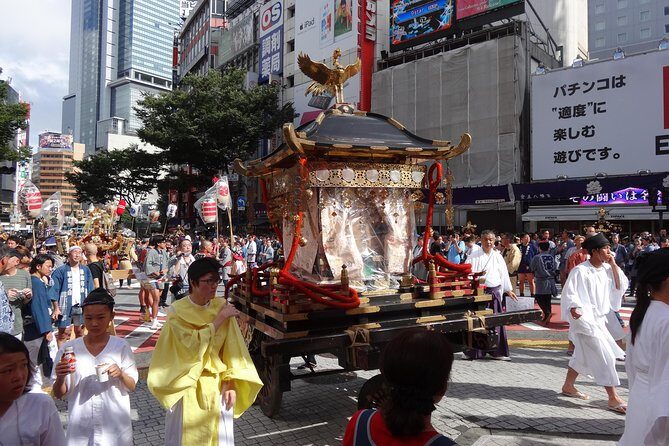 Tokyo VIP Guided Private Car Tour with Optional Airport Transfer - Shibuya and Hachiko to Shibuya Sky: a classic Tokyo intro