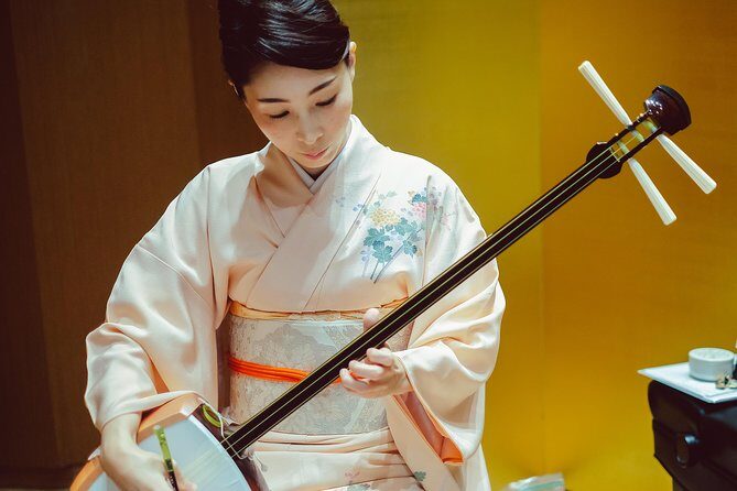 Traditional Japanese Music ZAKURO SHOW in Tokyo - What You’ll Hear: Taiko, Koto, Shamisen, Shakuhachi, and More