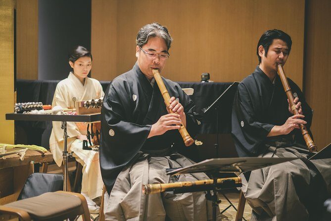Traditional Japanese Music ZAKURO SHOW in Tokyo - Omotesando Setting: Cozy, Close, and Easy to Reach