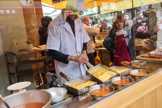 Tsukiji Fish Market Small-Group Food Walking Tour - Food sampling reality: how much you’ll eat and how to handle it