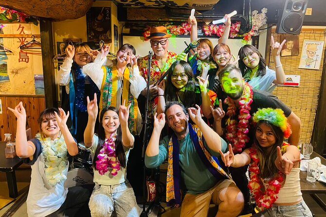Unlimited Local Night《ALL-YOU-CAN-DRINK》Find Sinjuku Hidden Gems! - Stop 5: Kumano Shrine, a calmer pocket on the walk