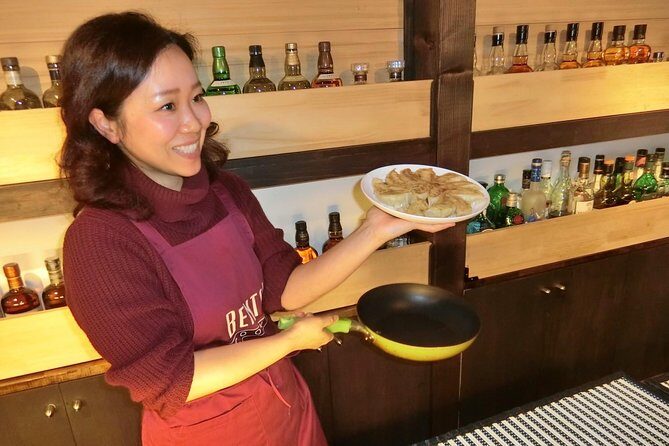 Vegan/Vegetarian Ramen and Gyoza by Bentoya cooking - Ramen soup from scratch: building flavor without fish dashi