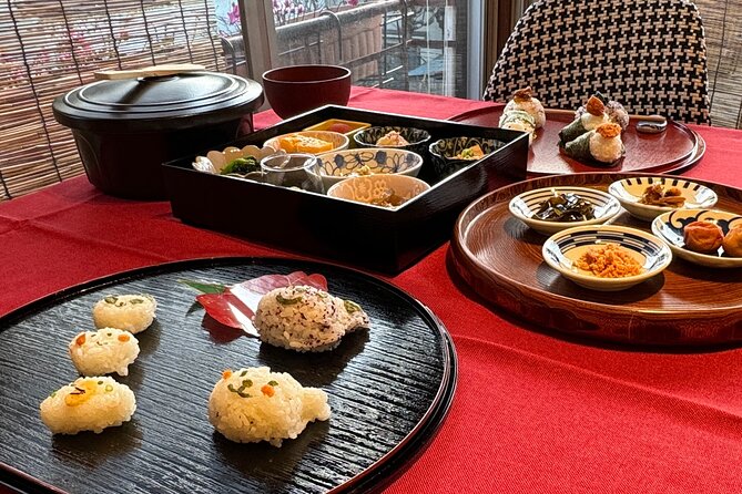Make Rice Balls and Enjoy a Japanese Home-Style Lunch in Yanaka - Yanaka’s Onigiri Class: What Makes It Worth Your Time
