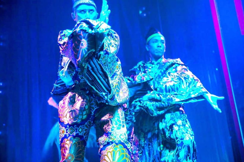 Tokyo GINZA: KONPARU Japanese Cabaret Show with Drink - Your 2-Hour Evening Flow: Door Open, Drinks, Photos, Then the Curtain